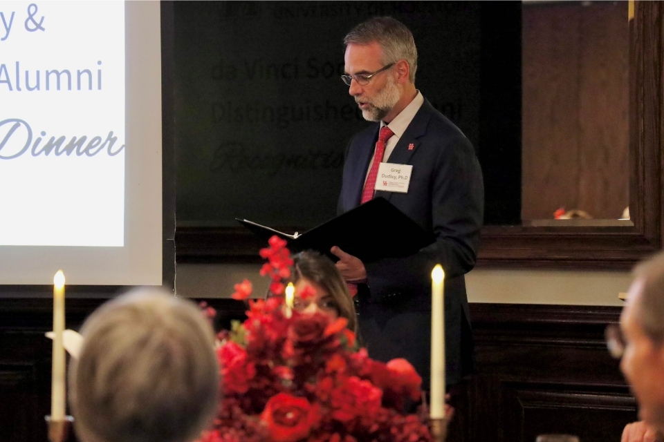 Dean Gregory B. Dudley, Ph.D. addresses the audience at the 2025 da Vinci Society and Distinguished Alumni Dinner